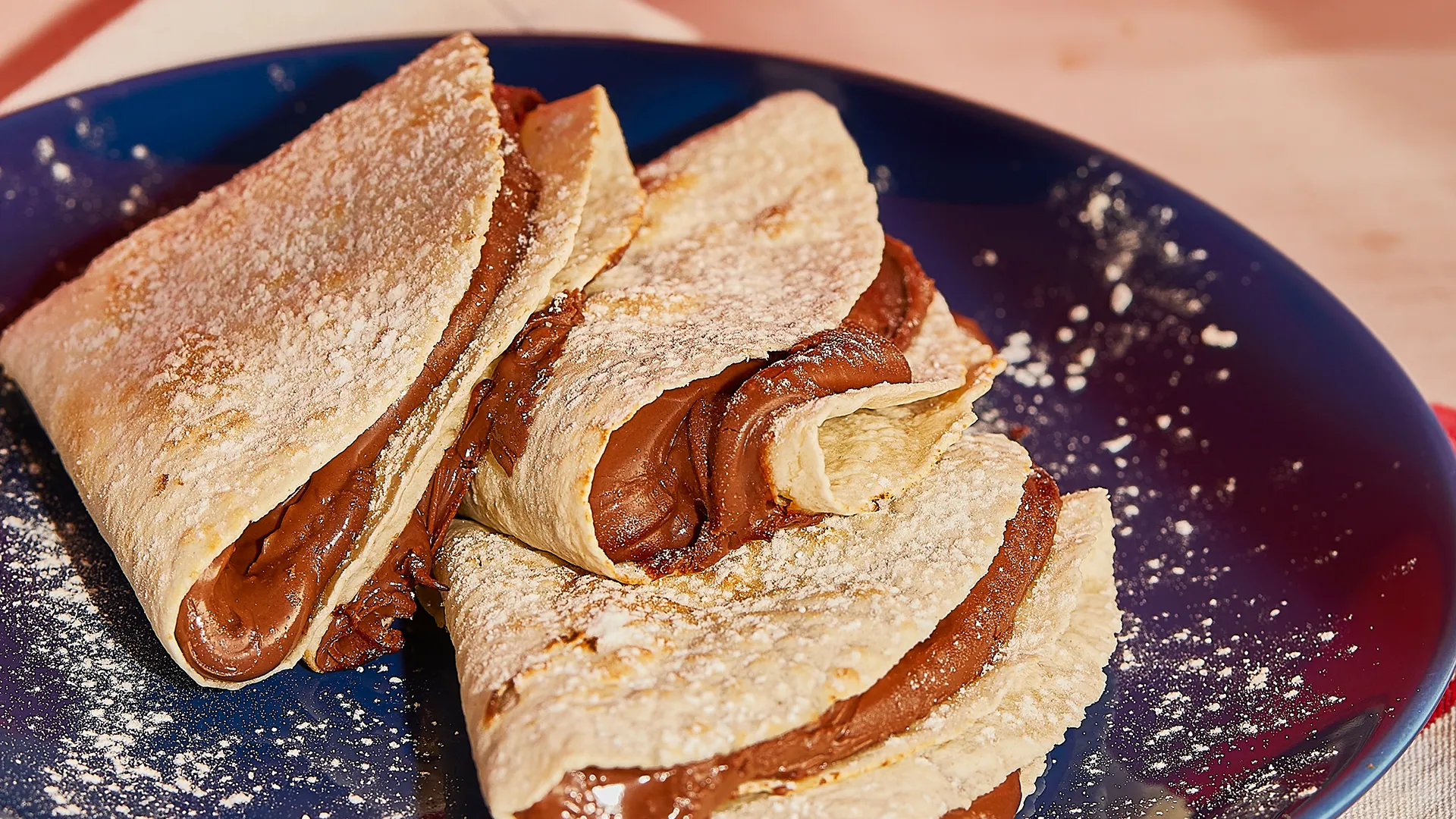 Wrap doce com creme de chocolate e avelã